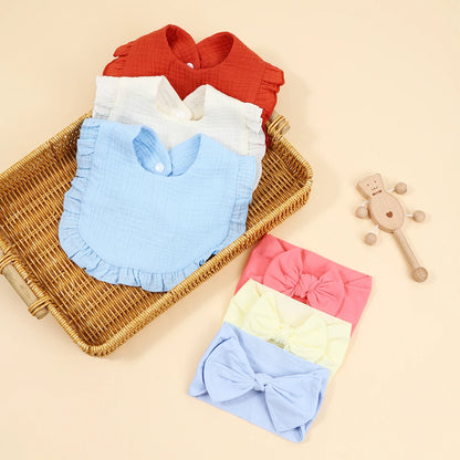 6Pcs/Lot Ribbed Baby Bibs Hair Bows Headbands for Baby Girls Ruffled Flower Saliva Towel Feeding Burp Cloth Scarf Headwear