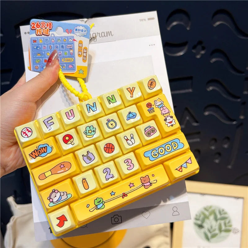 26 Keys Clicker Keychain Anti-Stress Keychain Hanging Pendant for Bag 26 Key Decompression Keyboard Keychains