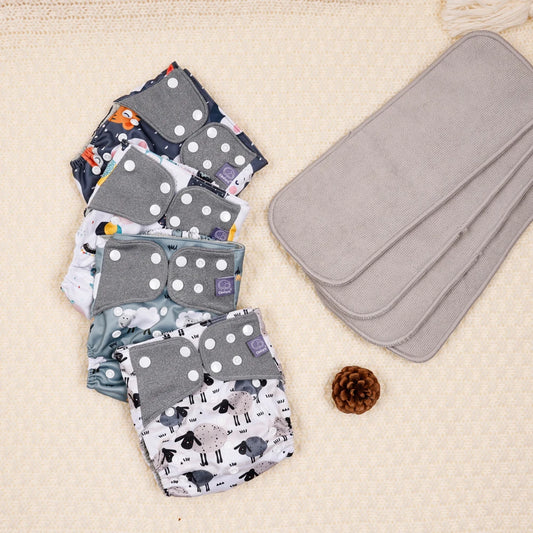 waterproof  baby cloth diaper with 4 absorbents cloths washable eco-friendly pocket cloth nappy
