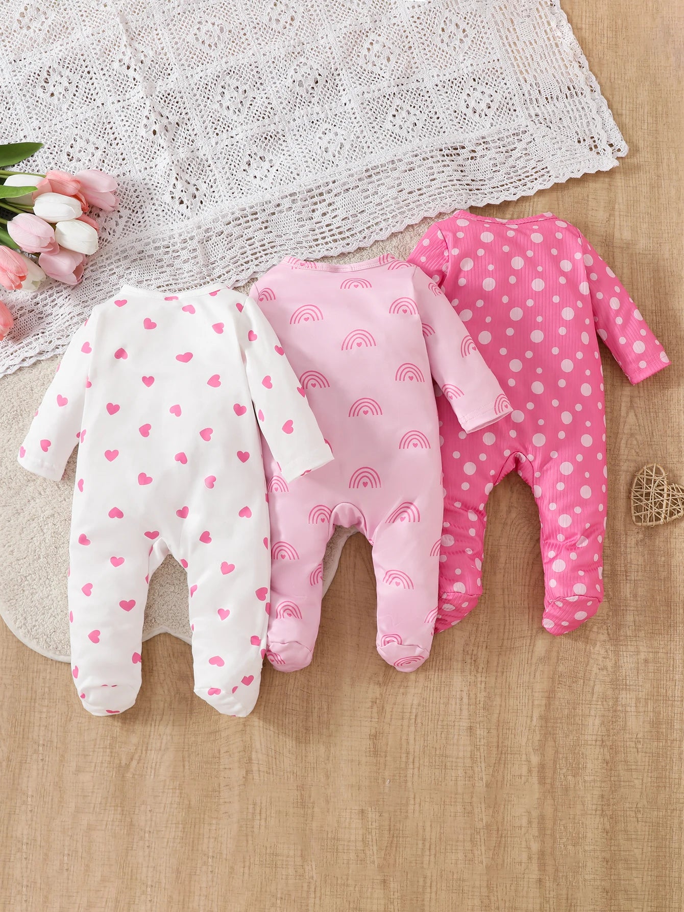 Baby Girls 3-Piece Clothing Set, Lightweight Long Sleeve Footed Outfit with Geometric Design for All Seasons
