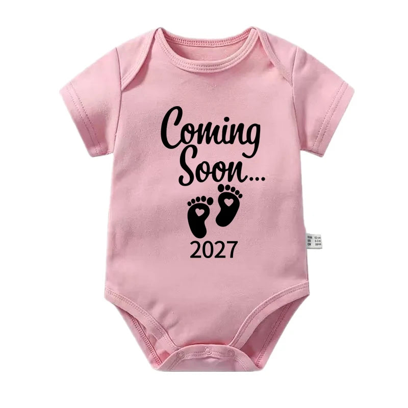 New Baby Coming Soon 2027 Announcement Newborn Baby Bodysuits Rompers Funny Boys Girls Outfits Body Pregnancy Reveal Clothes