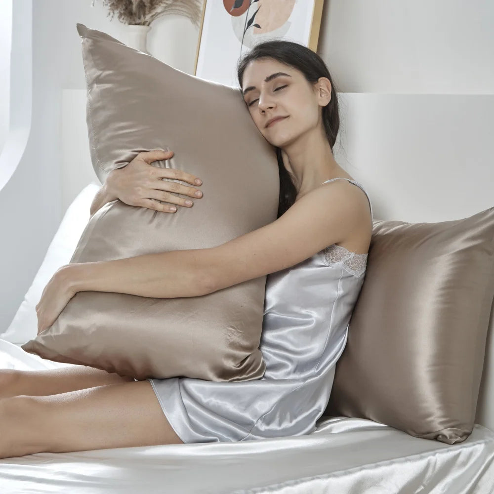 100% Natural Mulberry Silk Pillowcase Luxury Mommy Pillowcases for Hair and Skin with Hidden Zipper