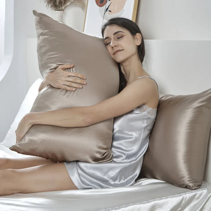 100% Natural Mulberry Silk Pillowcase Luxury Mommy Pillowcases for Hair and Skin with Hidden Zipper