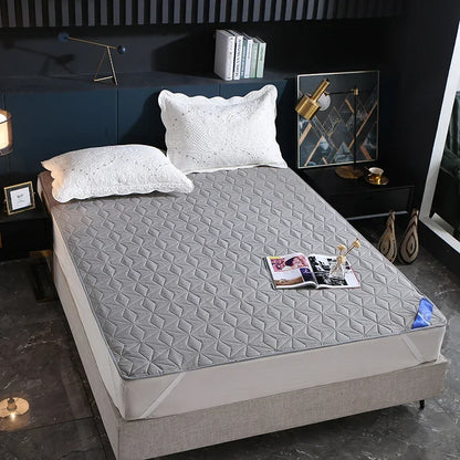 Sandwich Cotton Quilted Waterproof Bed Pad Elderly and Children Bed Protectors Pads Non-slip Anti Dust Skin-friendly Bed Cover