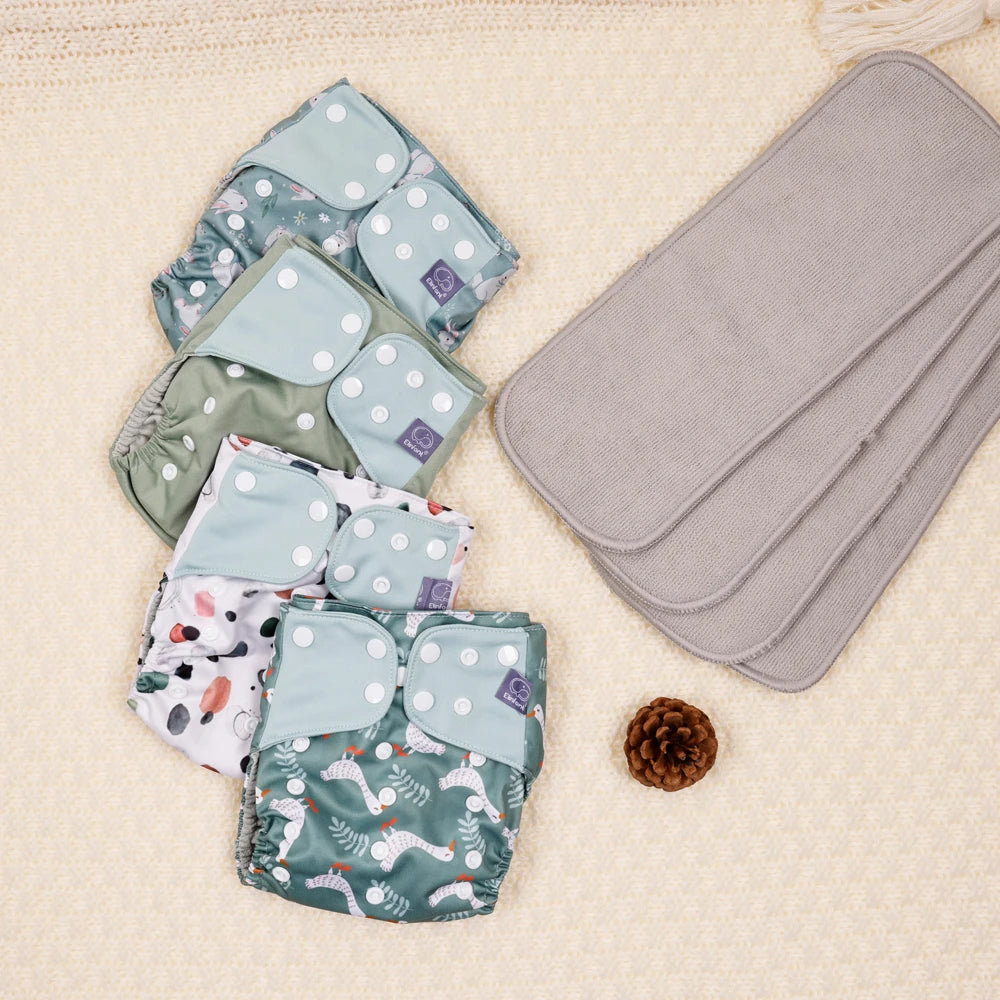 waterproof  baby cloth diaper with 4 absorbents cloths washable eco-friendly pocket cloth nappy