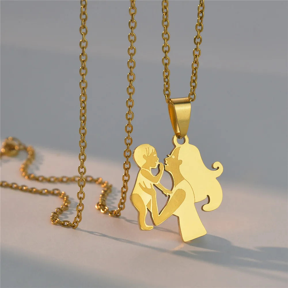 Lovely Gold Color Family Pendant Necklaces Mom Dad Children Baby Woman Stainless Steel Choker Jewelry Mother Day Gift New