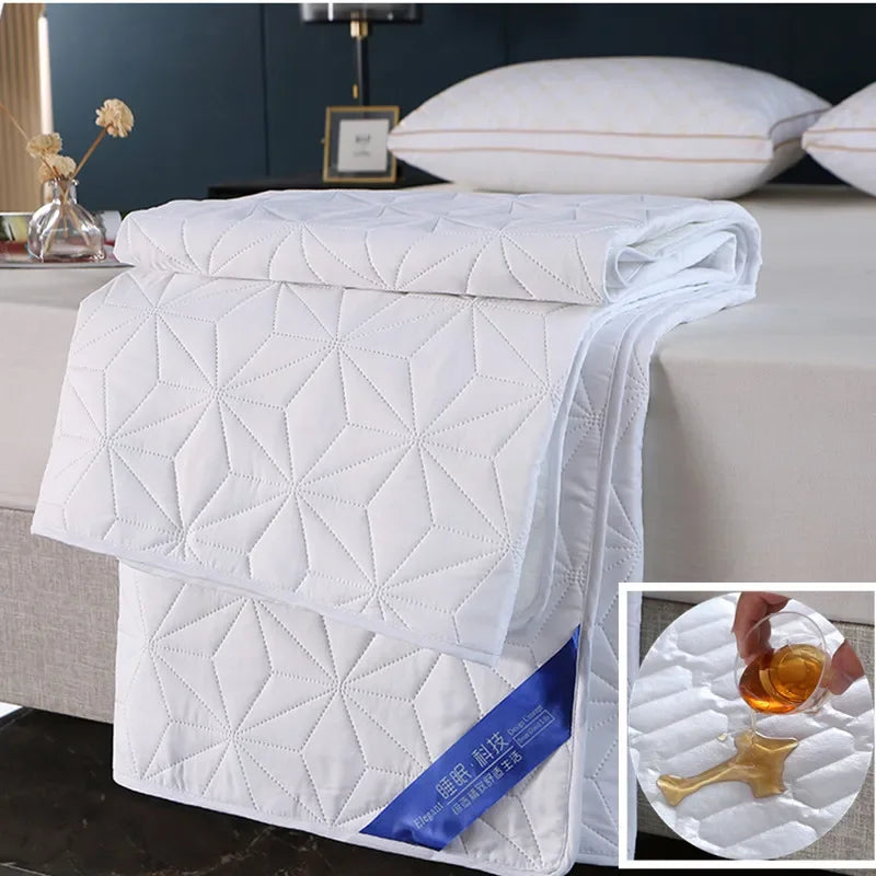 Sandwich Cotton Quilted Waterproof Bed Pad Elderly and Children Bed Protectors Pads Non-slip Anti Dust Skin-friendly Bed Cover