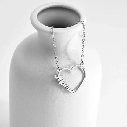 Lemegeton Personalized Heart Name Necklace Custom Triple Hearts Pendant Stainless Steel Jewelry Couple Family Mom Birthday Gifts