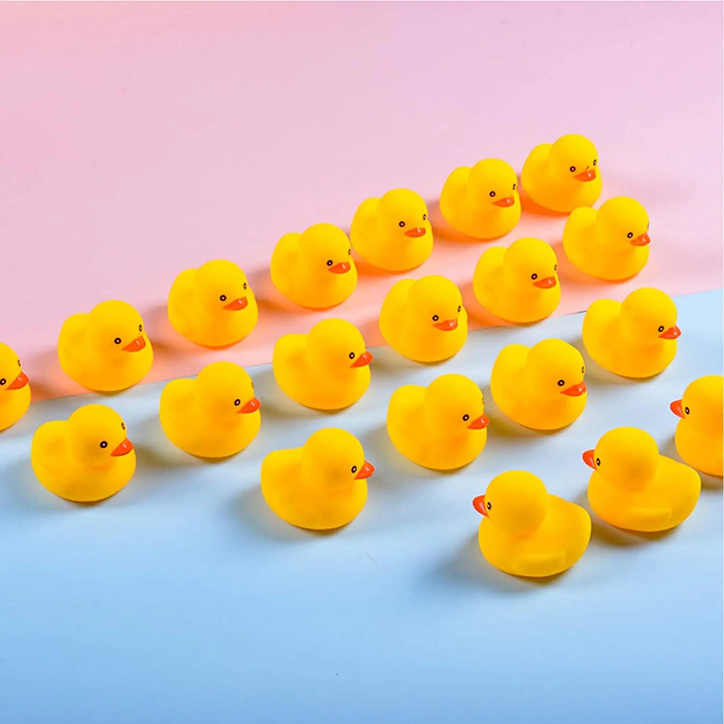 10pcs Preschool Rubber Ducks Squeak Float Ducks Bathtub
