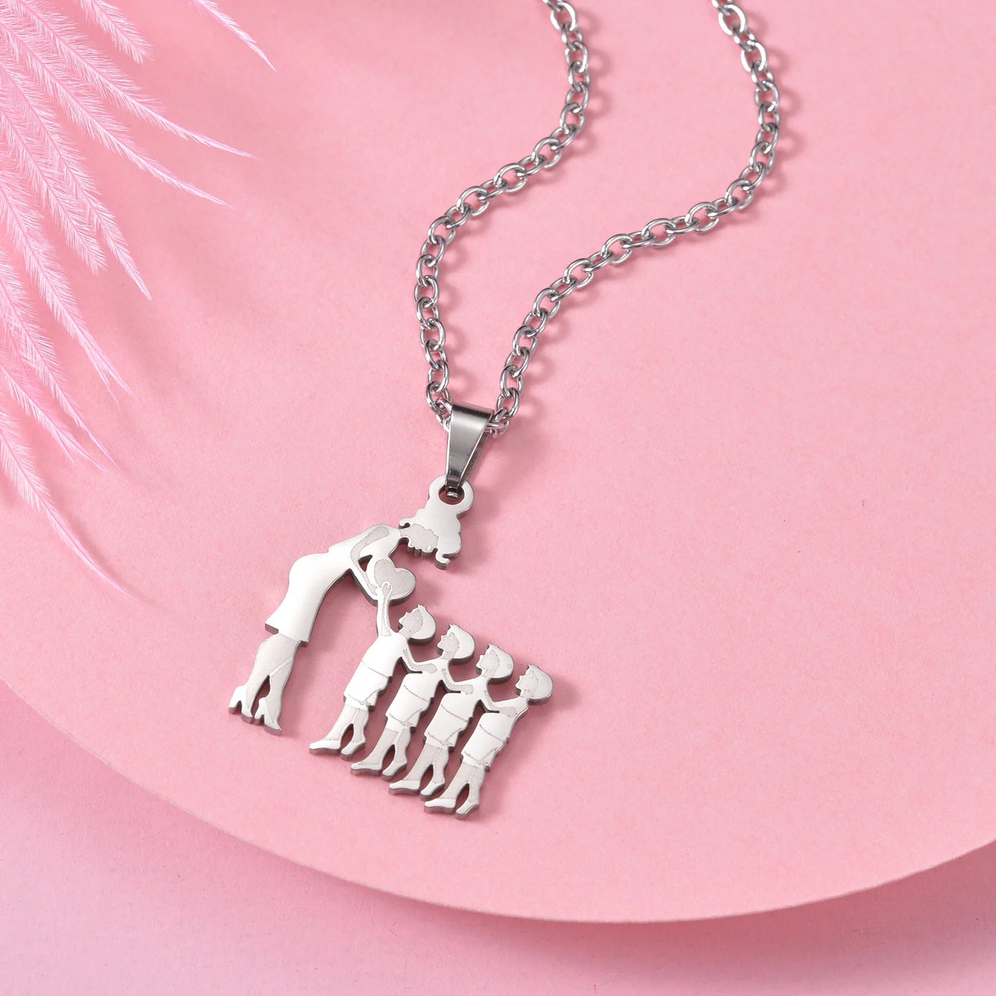 Family Love Son Daughter Necklaces Stainless Steel Multiples Childs Pendant Boys Girls Mothers Love Gifts For Mom Jewelry