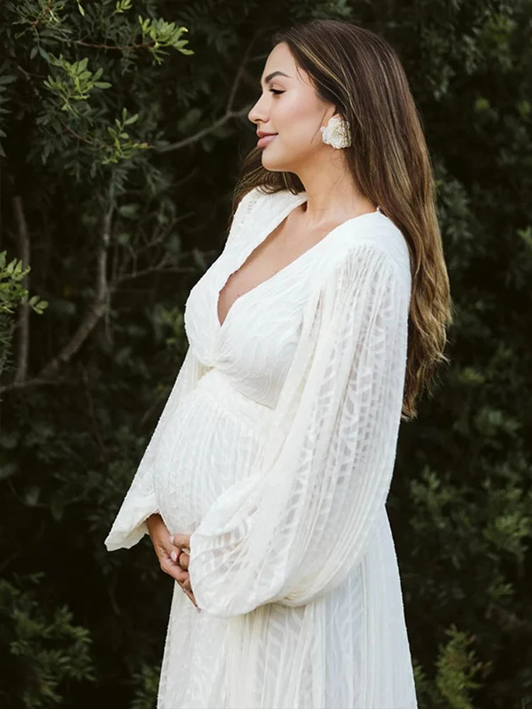 Boho White Maternity Photoshoot Dress with Long Sleeves Elegant Pregnancy Gown Baby Shower Photography Outdoor Maternity Outfit