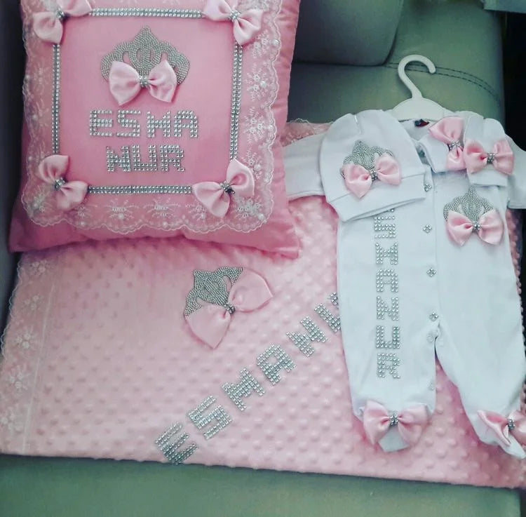 5pcs Baby Girl Outfits Set Welcome Home Hosptial Infant Receiving Blanket Pillow Bed Hat Mittens Romper Set