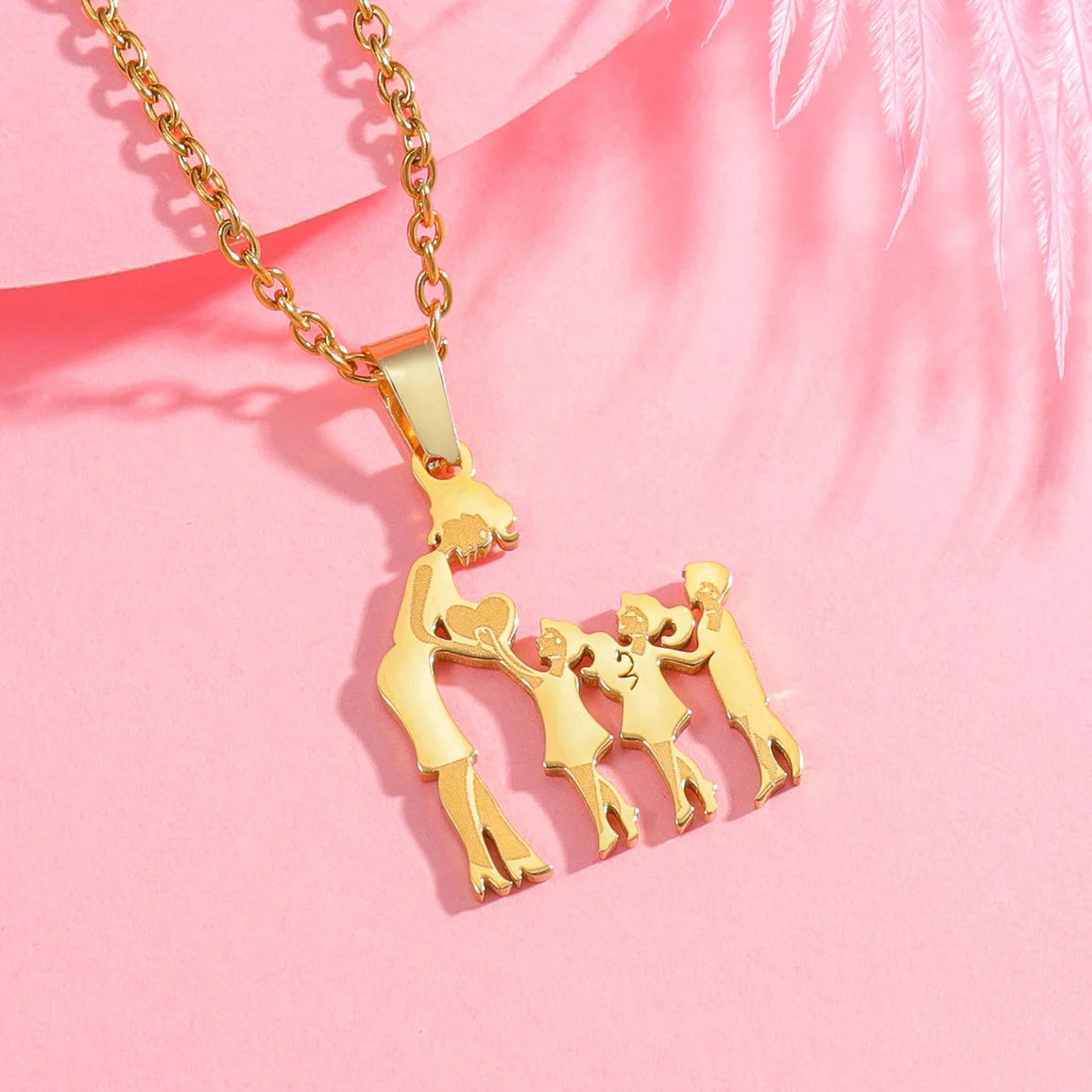 Lovely Gold Color Family Pendant Necklaces Mom Dad Children Baby Woman Stainless Steel Choker Jewelry Mother Day Gift New