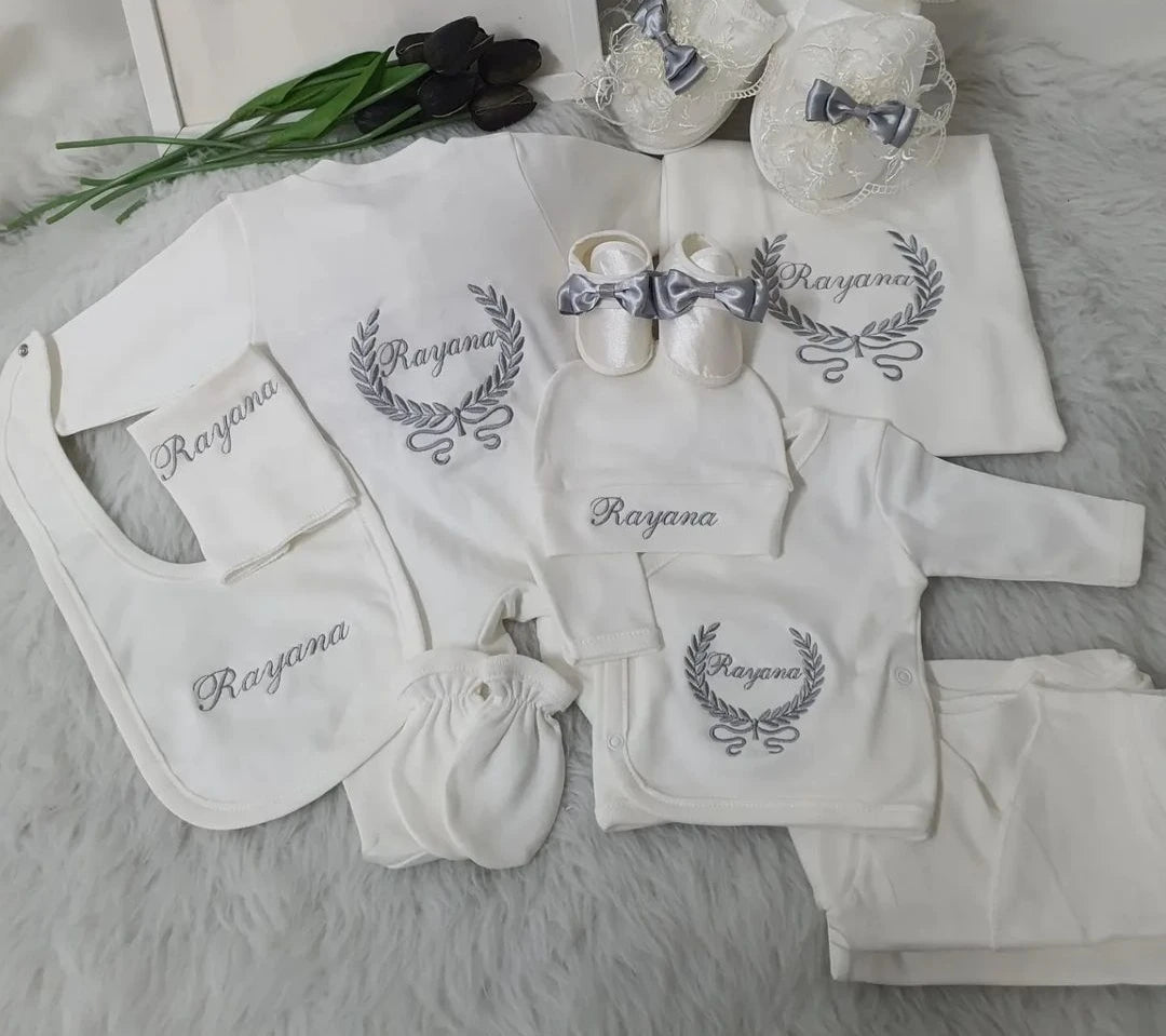 10pcs Wings Outfits Any Name Personalized Laurel Tree Embroidery Gift Baby Pajamas Hat Welcome Home Ceremonial dress