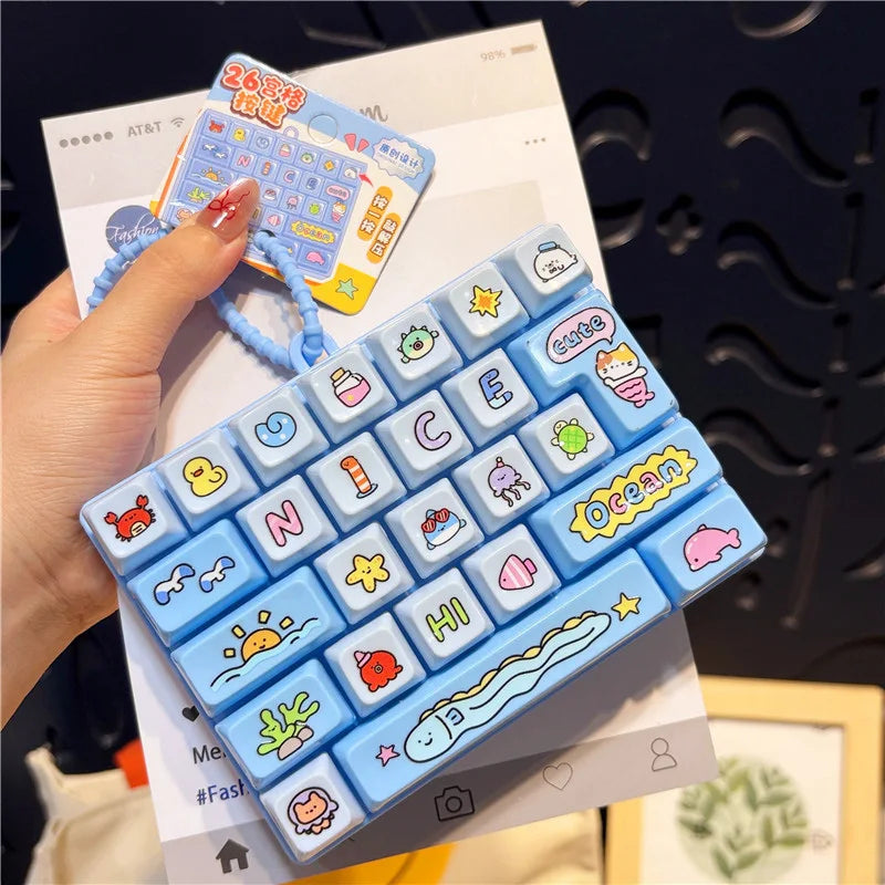 26 Keys Clicker Keychain Anti-Stress Keychain Hanging Pendant for Bag 26 Key Decompression Keyboard Keychains