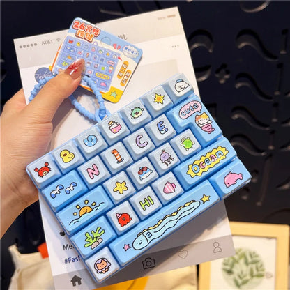 26 Keys Clicker Keychain Anti-Stress Keychain Hanging Pendant for Bag 26 Key Decompression Keyboard Keychains