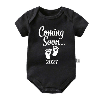 New Baby Coming Soon 2027 Announcement Newborn Baby Bodysuits Rompers Funny Boys Girls Outfits Body Pregnancy Reveal Clothes