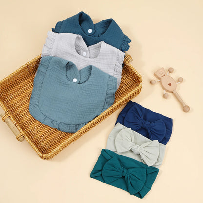 6Pcs/Lot Ribbed Baby Bibs Hair Bows Headbands for Baby Girls Ruffled Flower Saliva Towel Feeding Burp Cloth Scarf Headwear